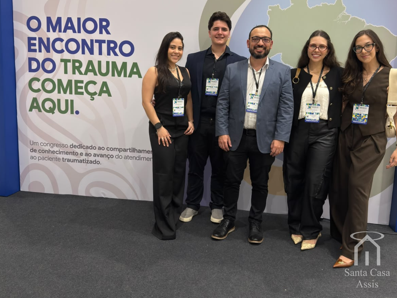 Equipe de Cirurgia Geral da Santa Casa de Assis participa de congresso nacional e apresenta trabalho científico