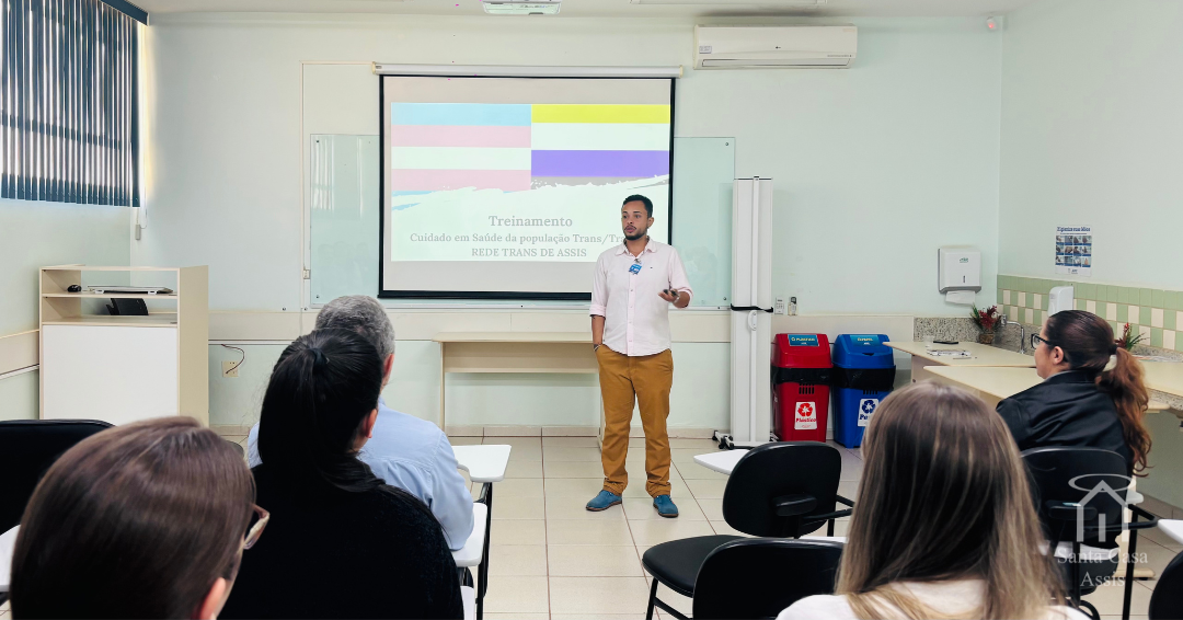 AME Assis fortalece atendimento inclusivo com palestra da Rede Trans de Assis